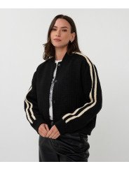 Chaqueta bomber con lineas blancas