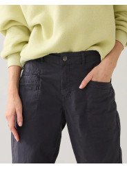 Pantalón elástico negro