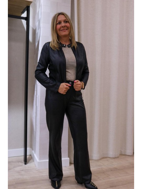 Chaqueta con cremallera