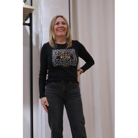 Camiseta con logo y strass