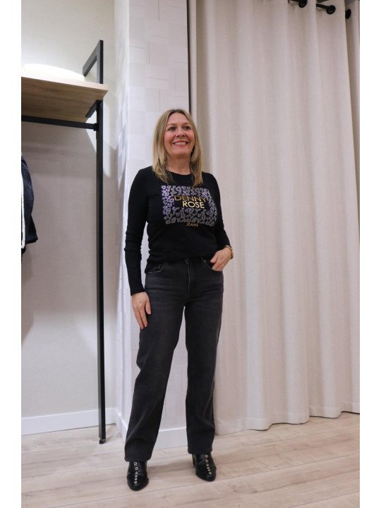 Camiseta con logo y strass