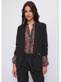 Blazer elástico negro