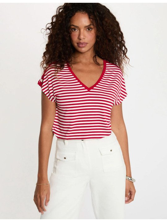 Camiseta de rayas con cuello V