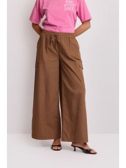 Pantalón cargo ancho