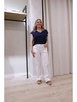 Pantalón blanco con bolsillo