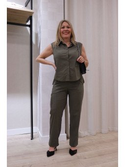Pantalón con bolsillo kaki